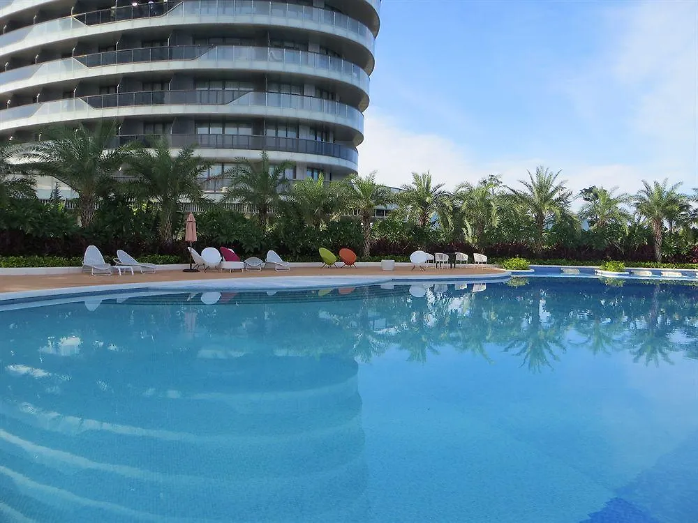 Seclusion Sanya Bay Hotel 4*,  China